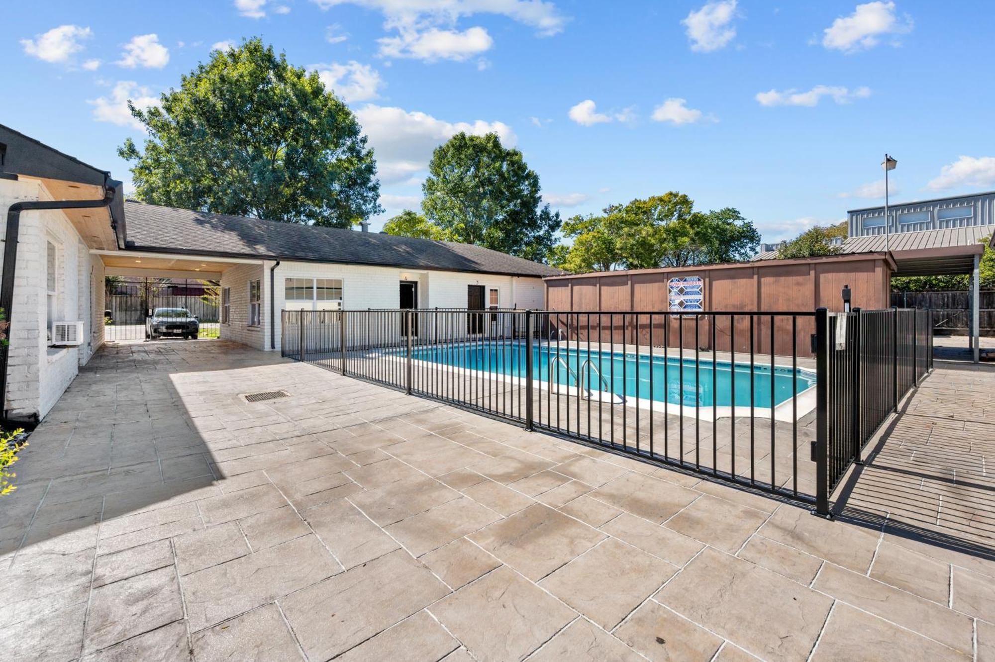 Spacious 1Br Galleria Apt With Pool & Free Park Хьюстон Экстерьер фото